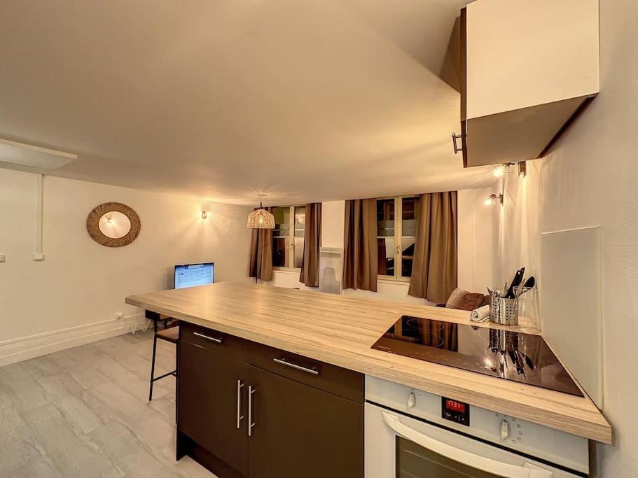 Cosy Appart Lyon 6- Brotteaux - Ney 1 Buitenkant foto